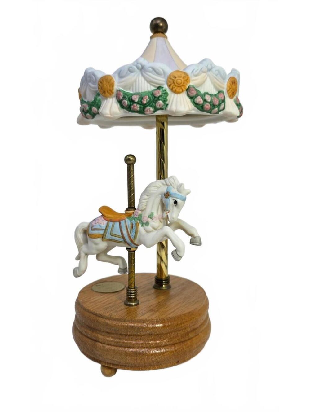 Vintage Willitts Carousel Horse Music Box Rotating Canopy Merry Widow